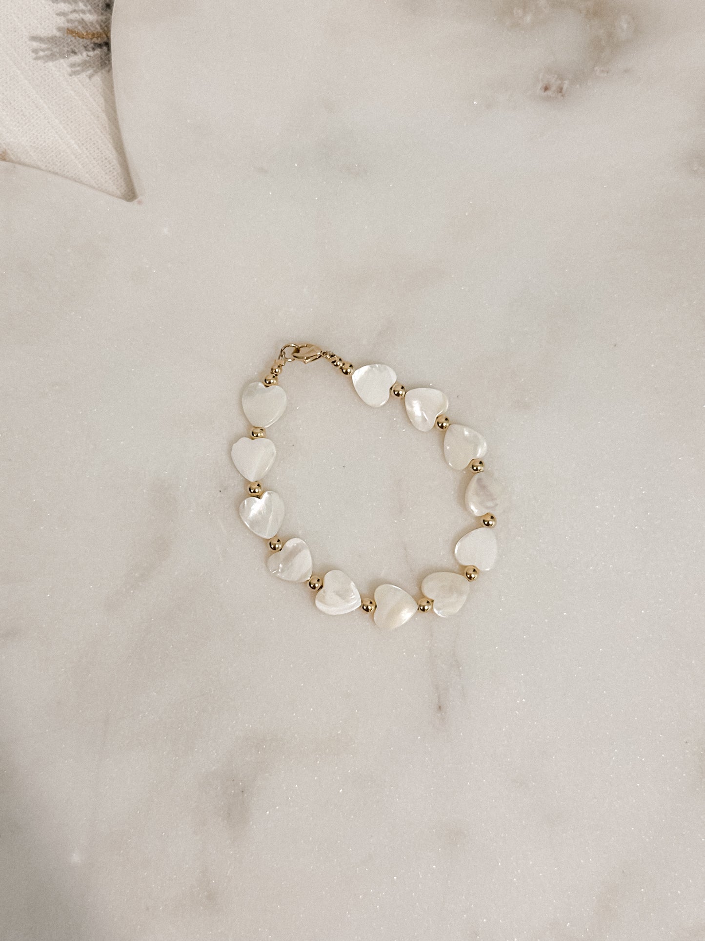 Pearly Heart Bracelet